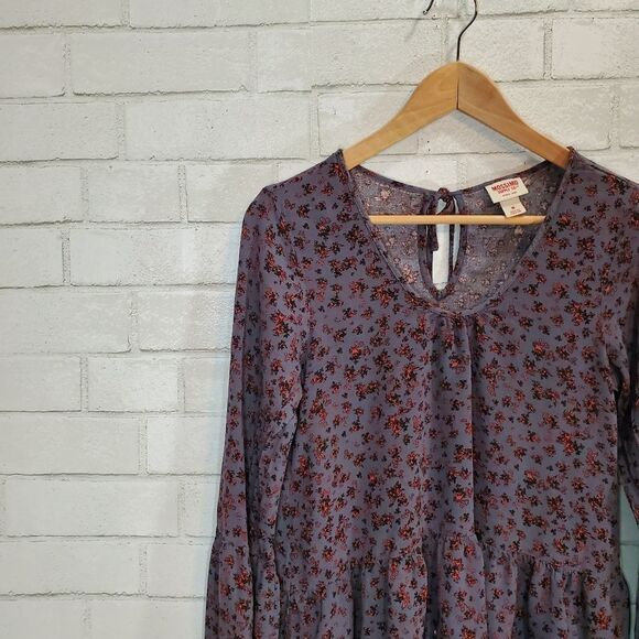 Mossimo Supply Co Floral Blouse - Picture 14 of 14